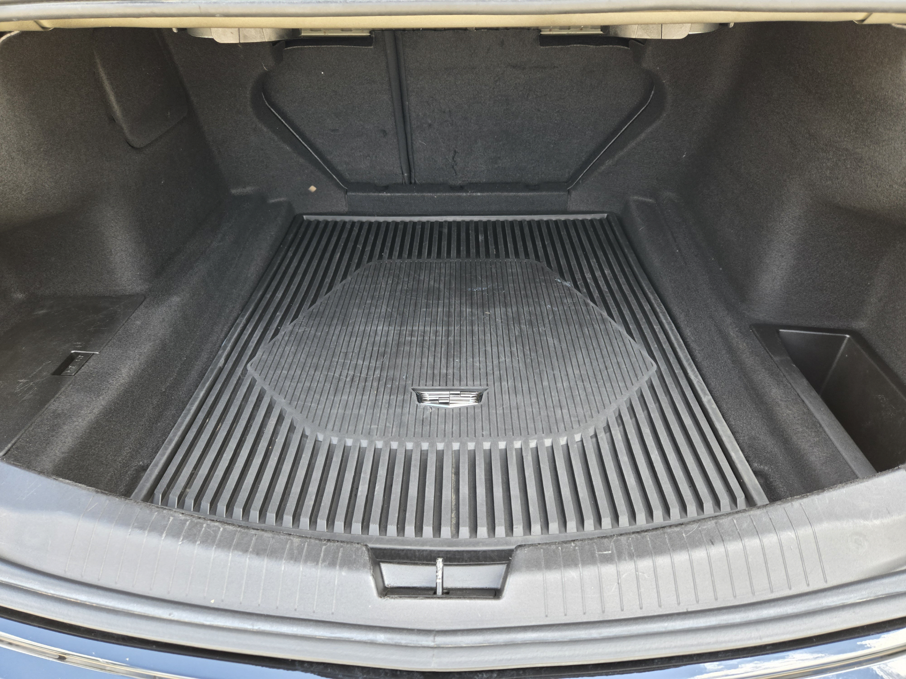 Used 2022 Cadillac CT5 V w/ Premium Package RWD image 32