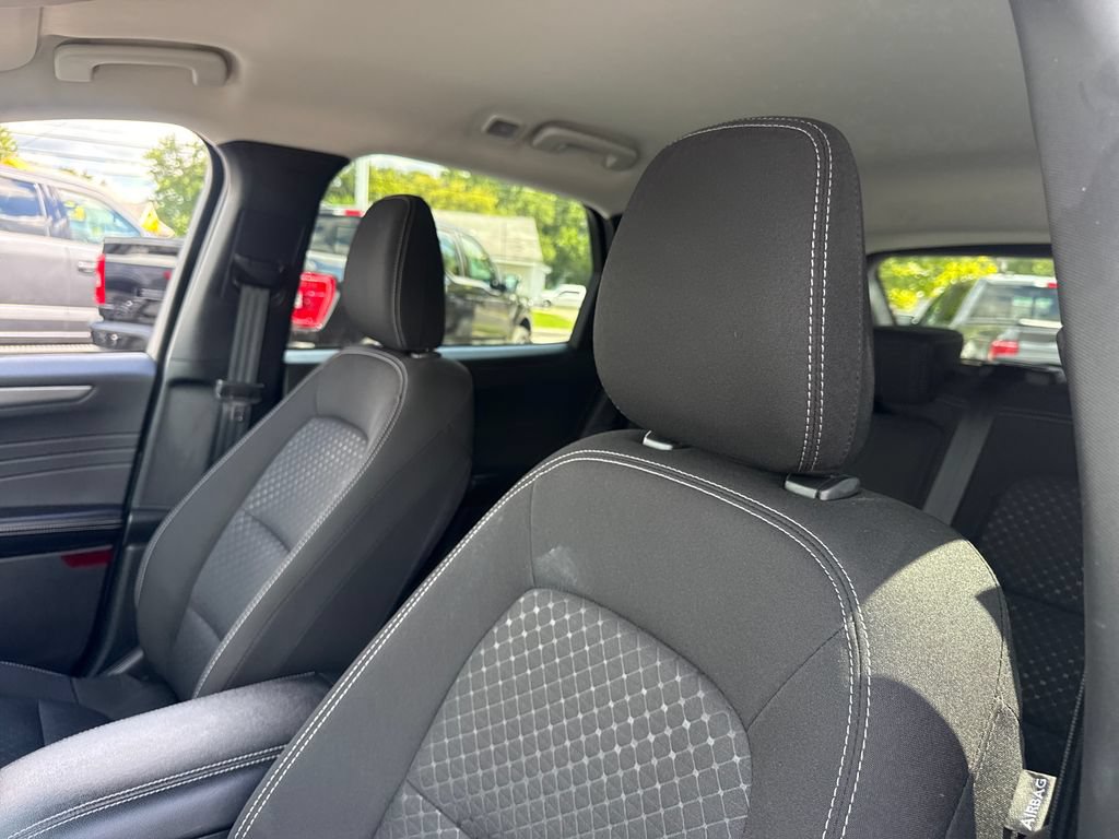 Used 2025 Ford Escape Active FWD image 26