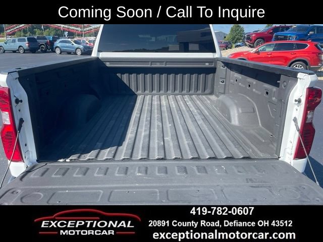 Used 2023 Chevrolet Silverado 2500 Custom w/ Custom Convenience Package AWD/4WD image 4