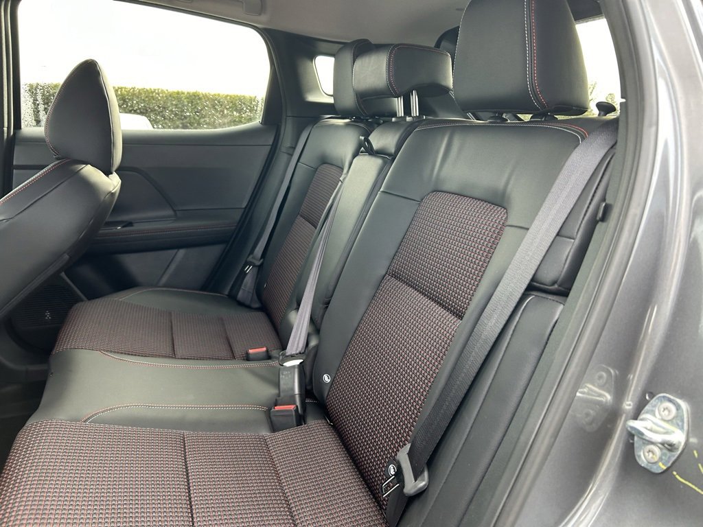 New 2025 Nissan Kicks SR w/ Illumination Package image 23
