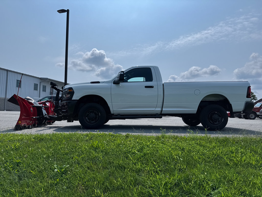 New 2026 RAM 2500 Tradesman AWD/4WD image 17