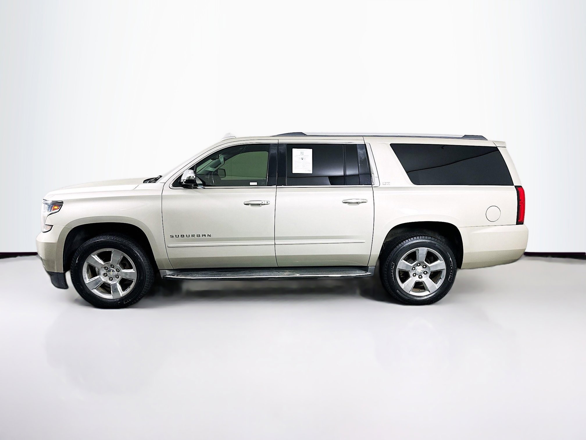 Used 2016 Chevrolet Suburban LTZ AWD/4WD image 4