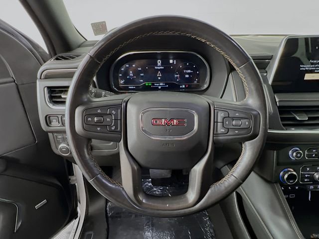 Used 2023 GMC Yukon XL AT4 w/ Technology Package AWD/4WD image 12