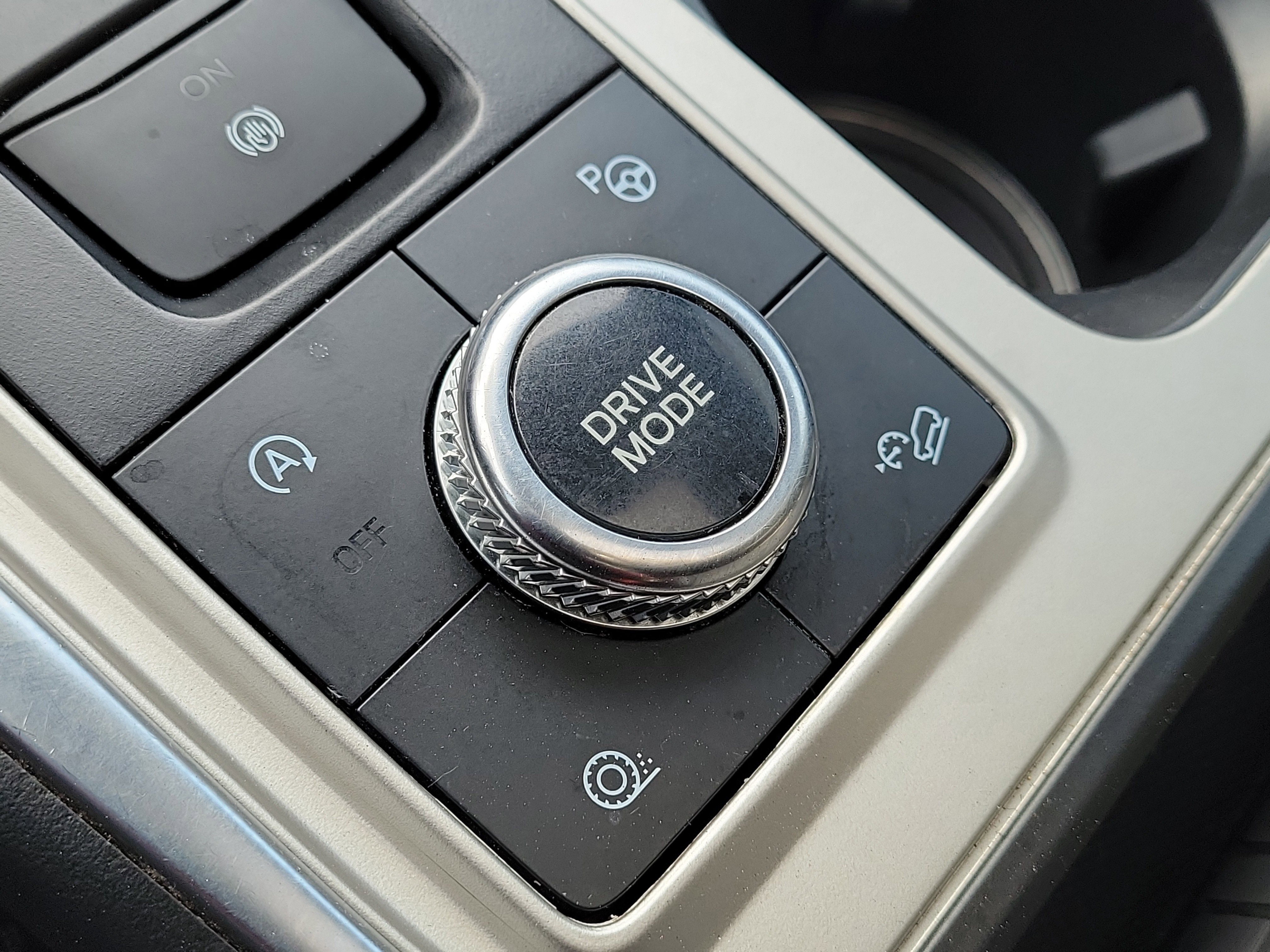 Used 2021 Ford Explorer Platinum w/ Equipment Group 601A image 33