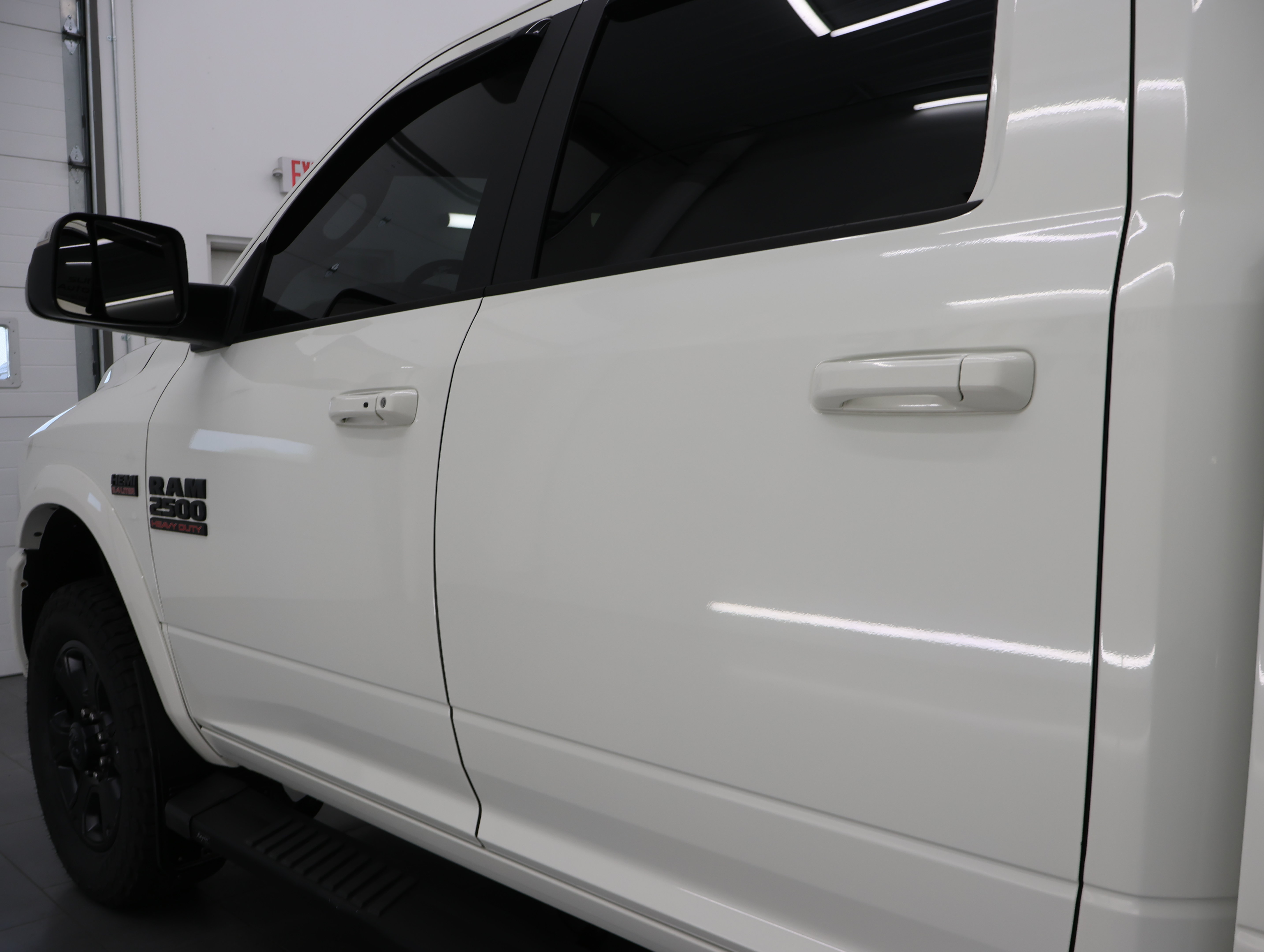 Used 2017 RAM 2500 Laramie w/ Sport Appearance Group AWD/4WD image 31