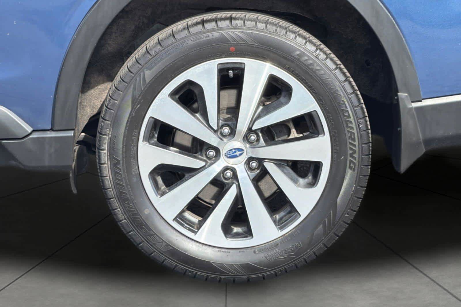 Used 2021 Subaru Outback Premium AWD/4WD image 11