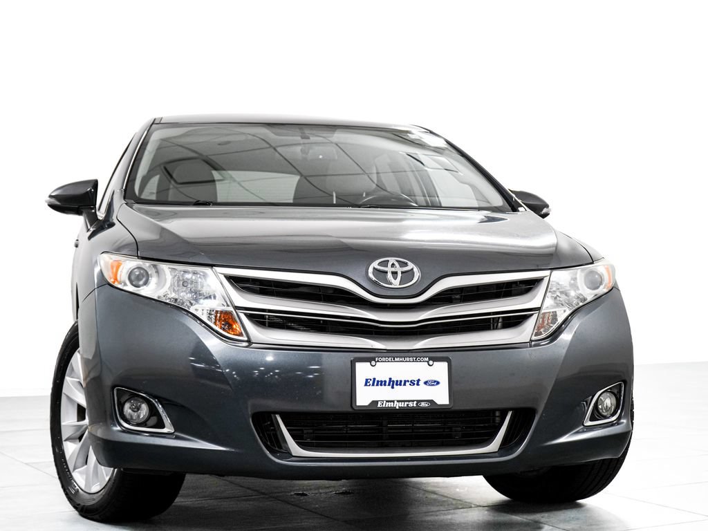 Used 2013 Toyota Venza LE FWD image 3