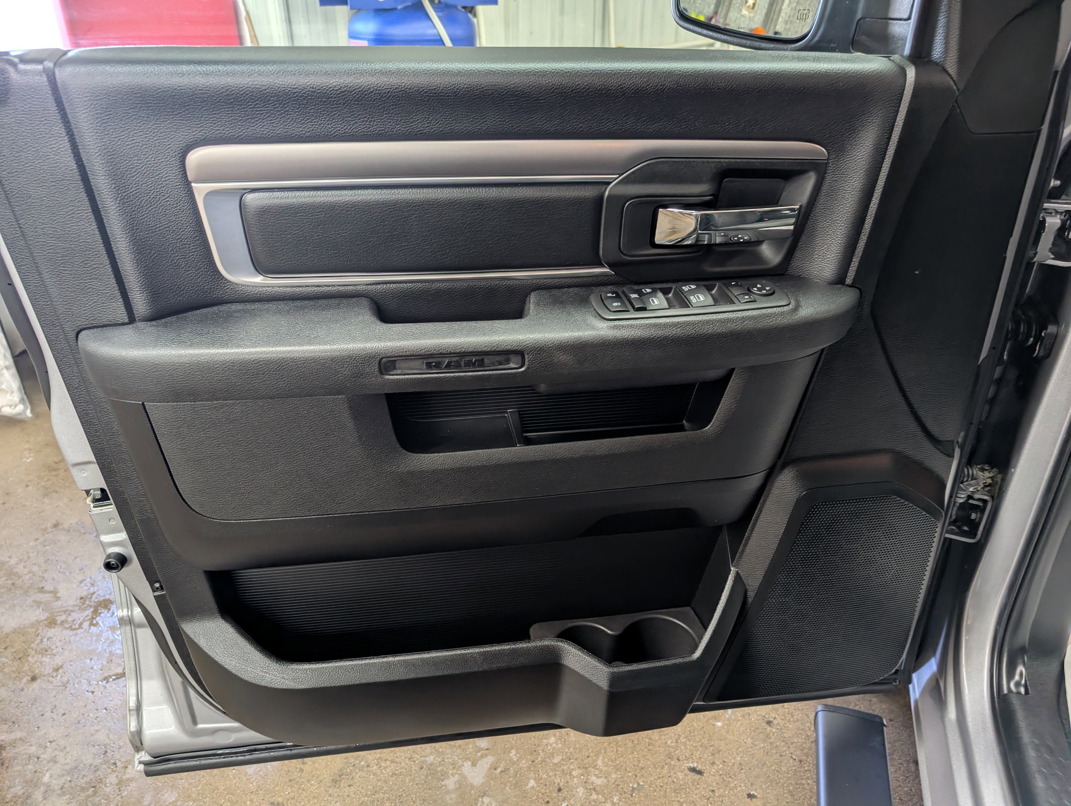 Used 2022 RAM 1500 Classic Warlock w/ Electronics Group image 12