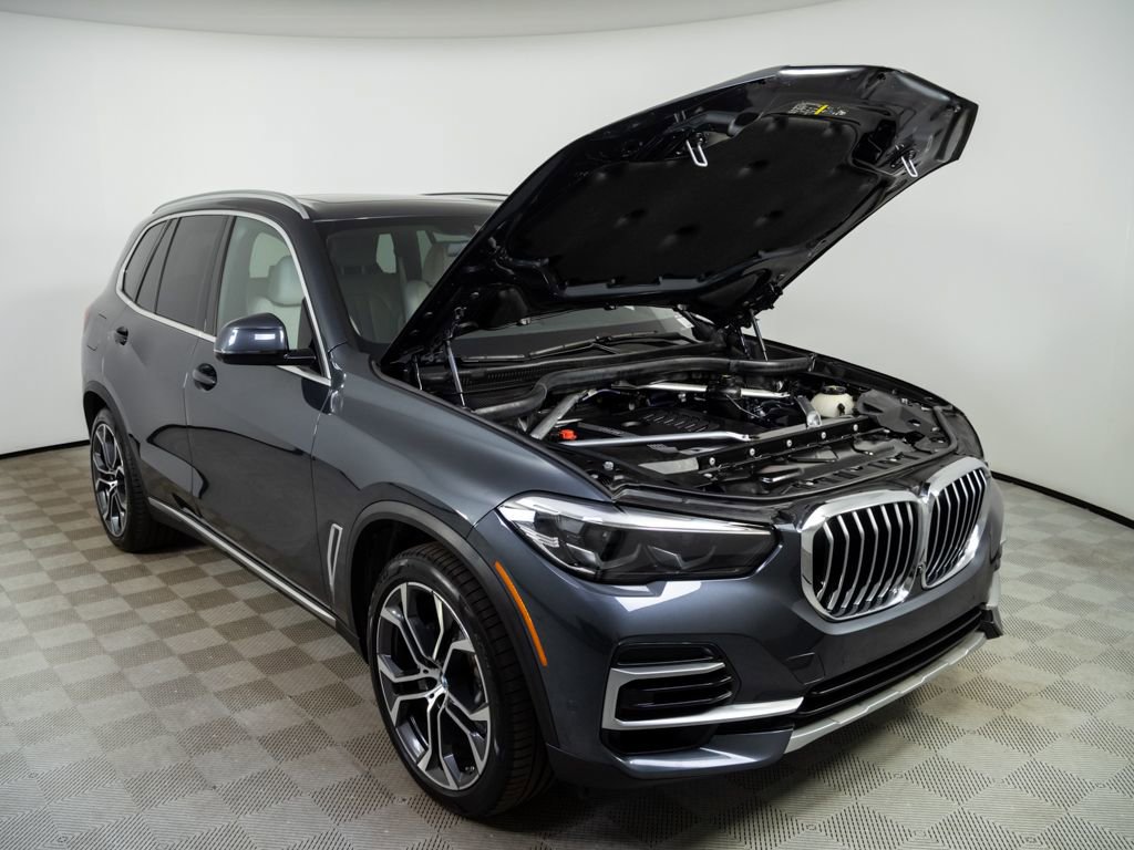 Used 2022 BMW X5 sDrive40i w/ Premium Package image 32