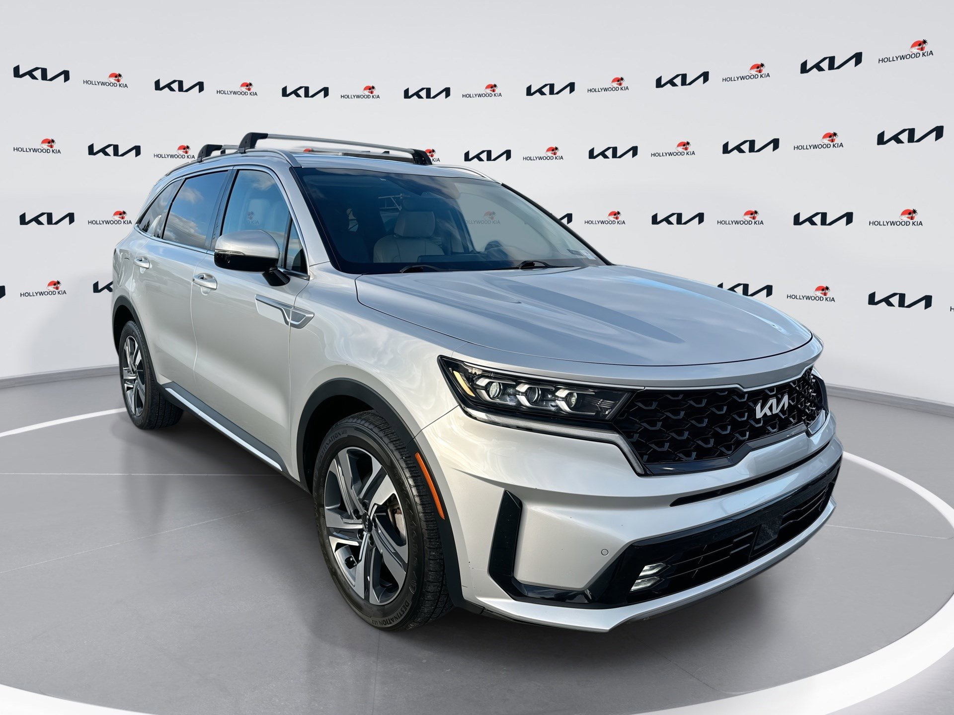 Certified 2022 Kia Sorento SX image 1
