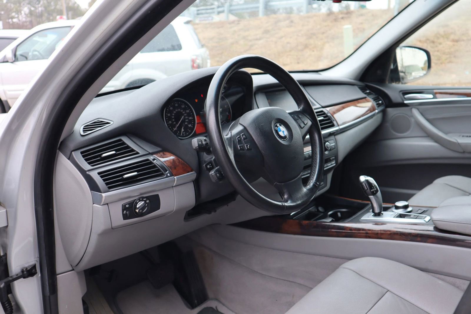 Used 2007 BMW X5 3.0si image 8