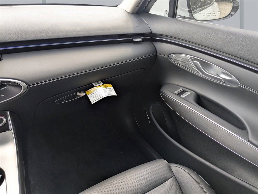New 2026 Genesis GV70 2.5T Select image 16