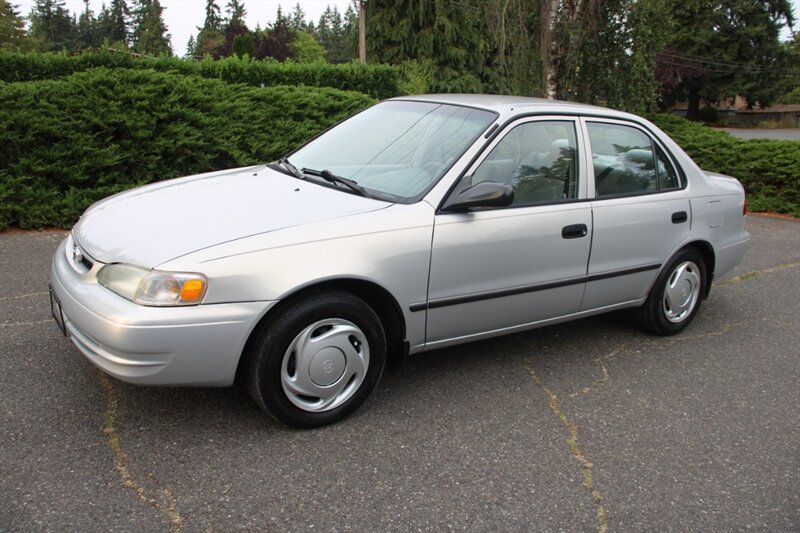 Used 1999 Toyota Corolla CE FWD image 1