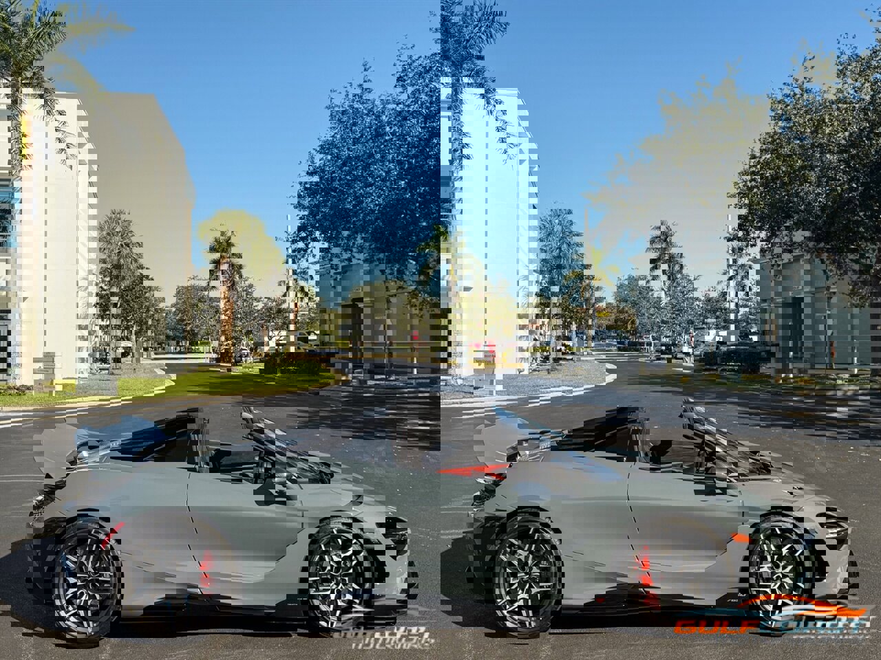 Used 2022 McLaren 765LT image 60