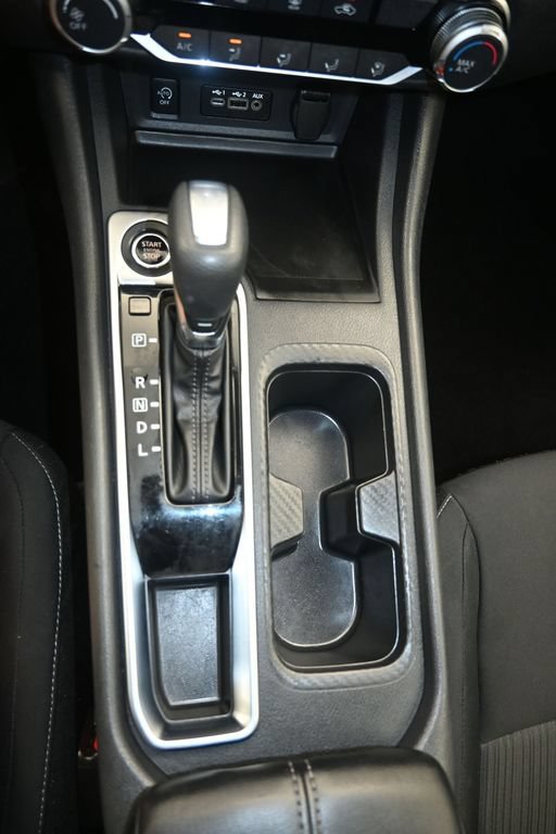 Used 2024 Nissan Sentra SV FWD image 18