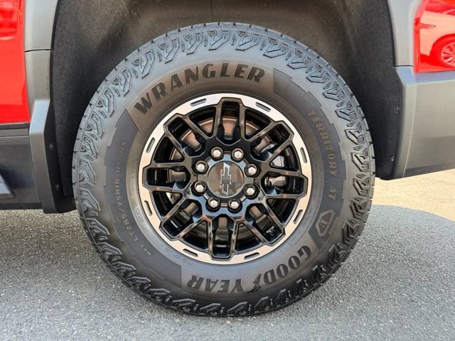 Certified 2026 Chevrolet Silverado EV Trail Boss w/ Premium Package AWD/4WD image 7