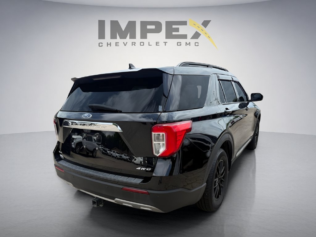Used 2021 Ford Explorer XLT w/ Equipment Group 202A AWD/4WD image 5