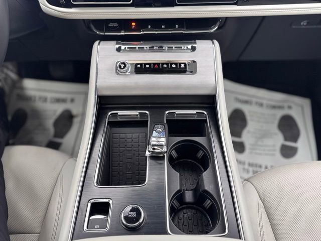 Used 2025 Lincoln Aviator Reserve w/ Illumination Package image 17