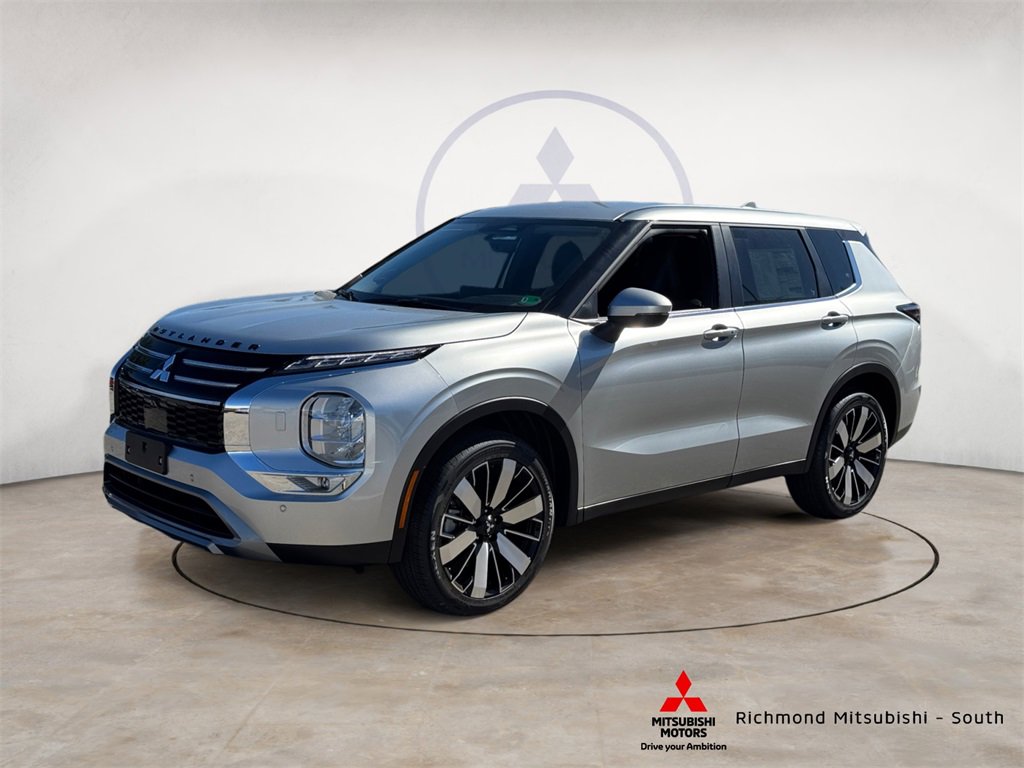 New 2025 Mitsubishi Outlander SE image 7