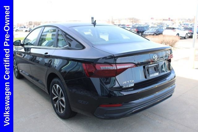 Used 2024 Volkswagen Jetta S image 4