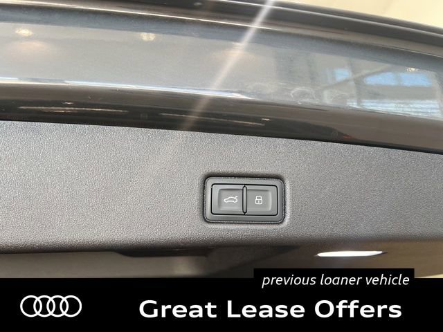 Used 2025 Audi Q5 Premium w/ Convenience Package AWD/4WD image 18