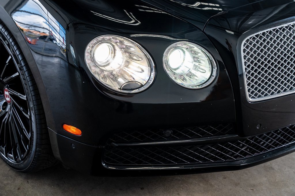 Used 2015 Bentley Flying Spur V8 image 18