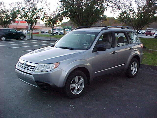 Used 2011 Subaru Forester 2.5X image 5
