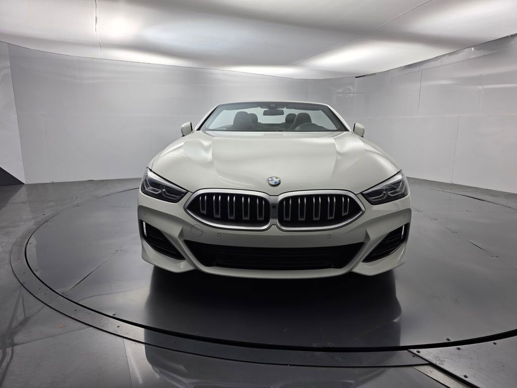Used 2026 BMW 840i Convertible w/ Comfort Seating Package RWD image 2