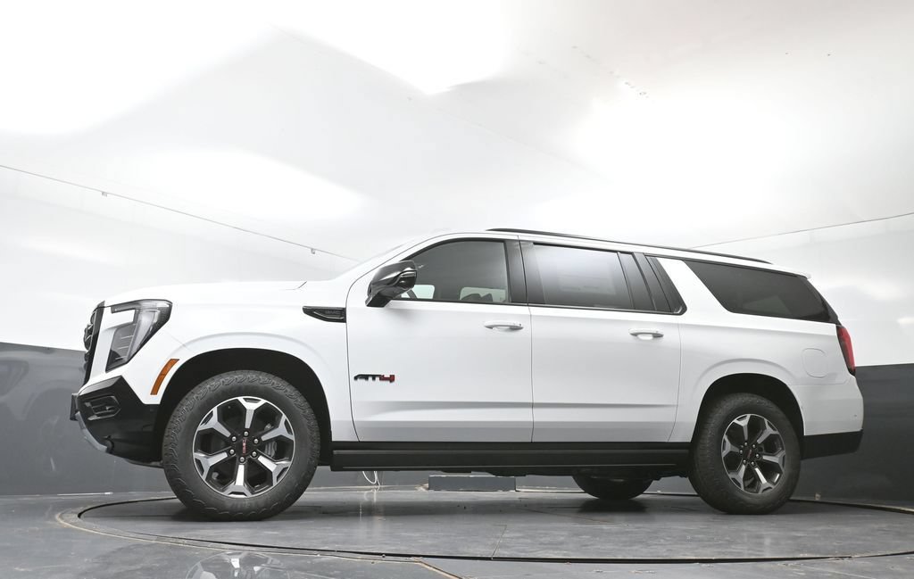 New 2026 GMC Yukon XL AT4 Ultimate AWD/4WD image 52