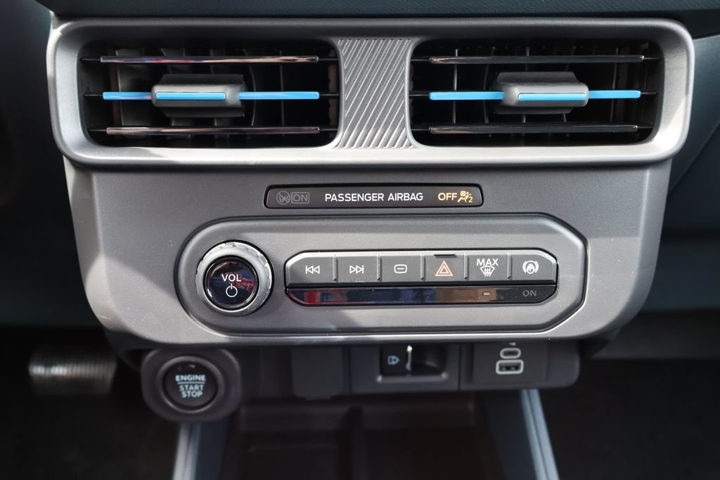 New 2026 Ford Maverick Lobo AWD/4WD image 10