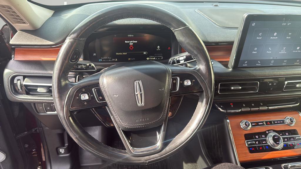 Used 2020 Lincoln Aviator Reserve w/ Equipment Group 201A image 15