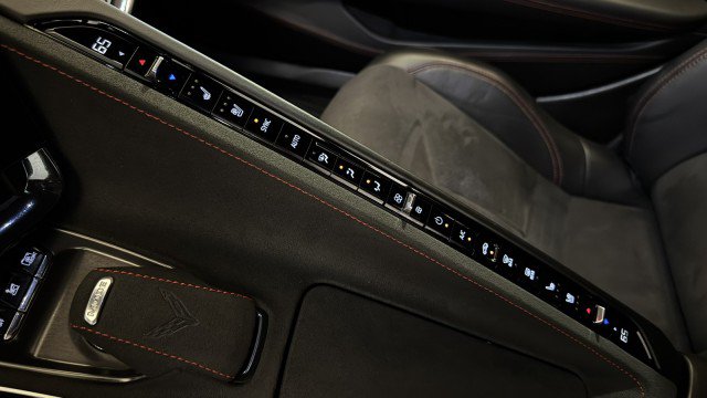 Used 2024 Chevrolet Corvette Stingray Premium Cpe w/ Z51 Performance Package RWD image 9