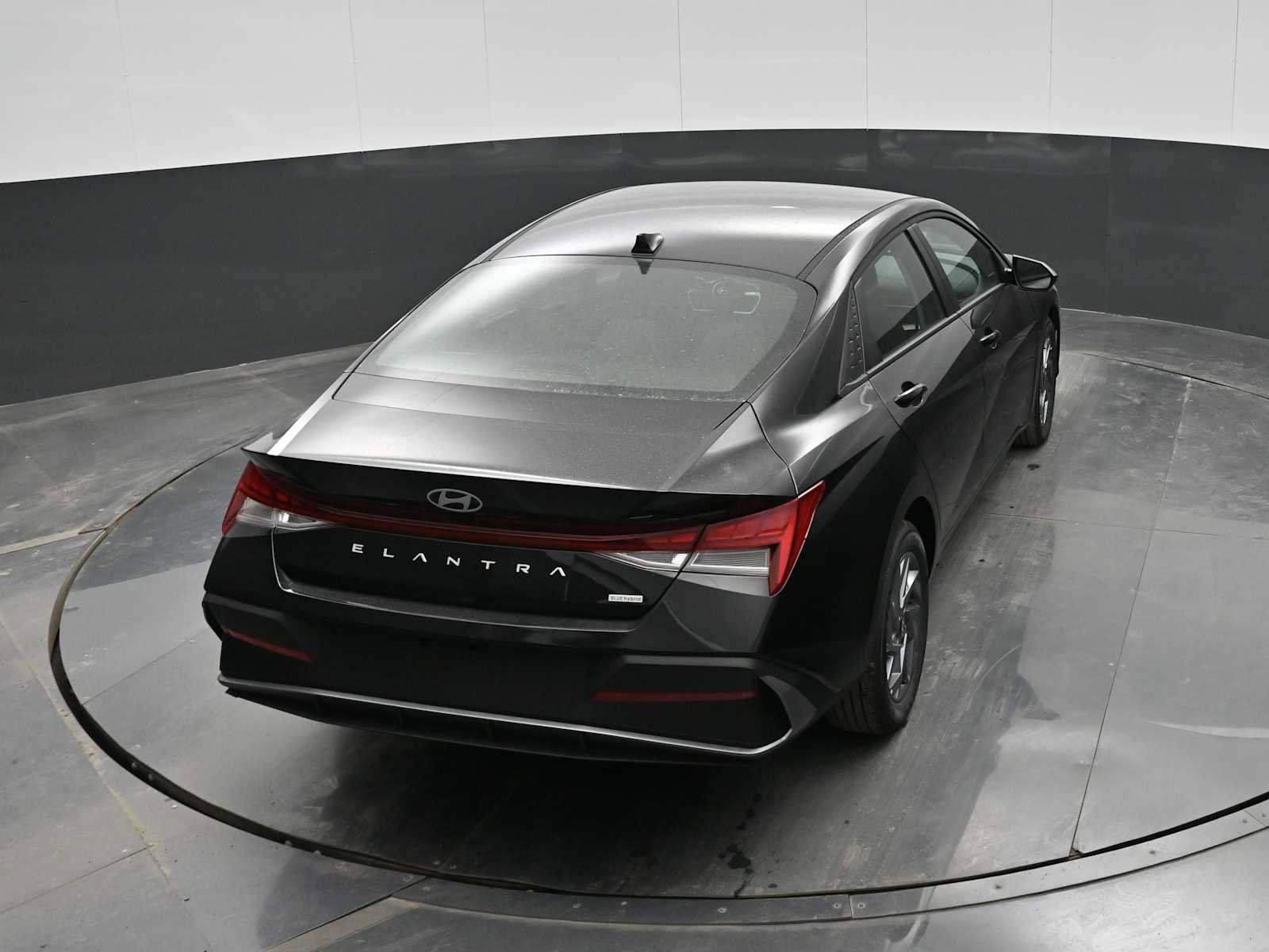 New 2026 Hyundai Elantra Blue image 27