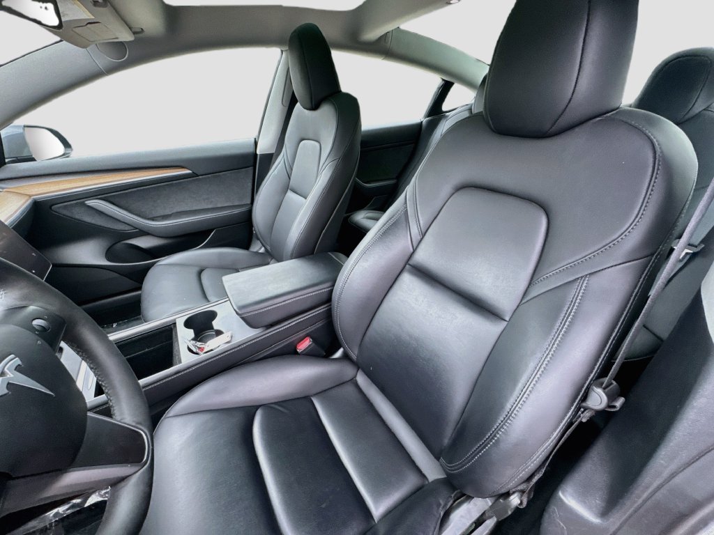Used 2023 Tesla Model 3 Standard Range RWD image 18