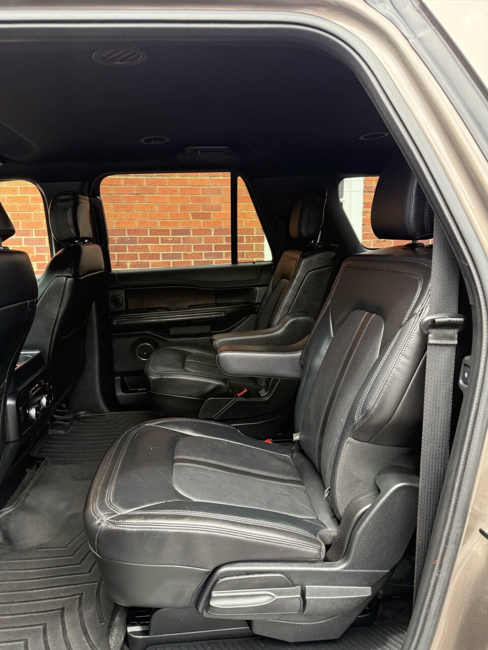 Used 2018 Ford Expedition Max Limited w/ Driver Assistance Package AWD/4WD image 10