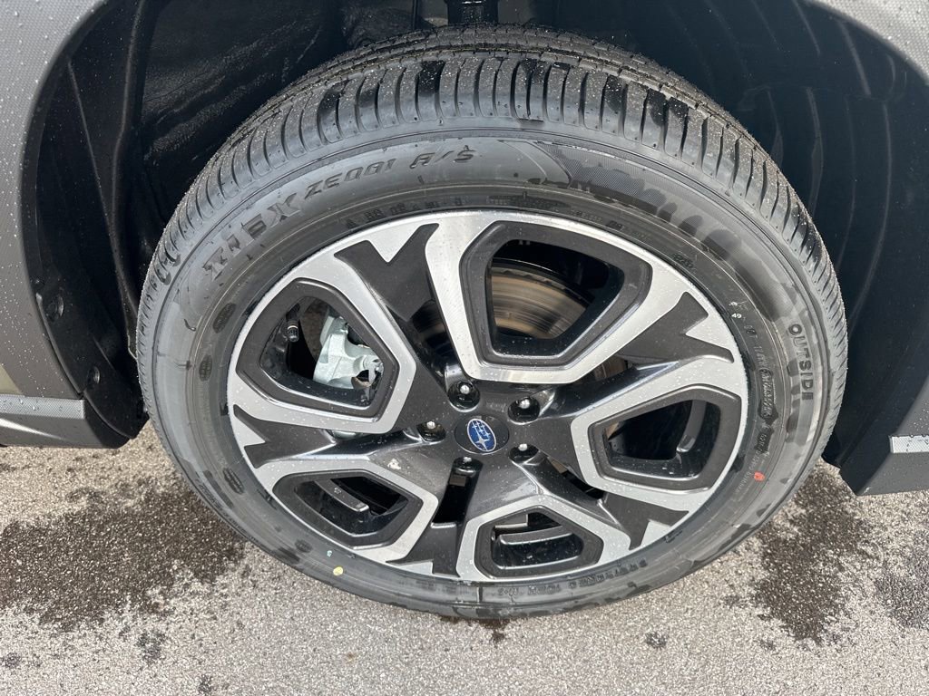 New 2026 Subaru Ascent Limited AWD/4WD image 32
