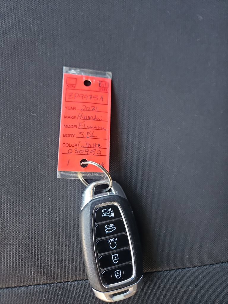 Used 2021 Hyundai Elantra SEL FWD image 27