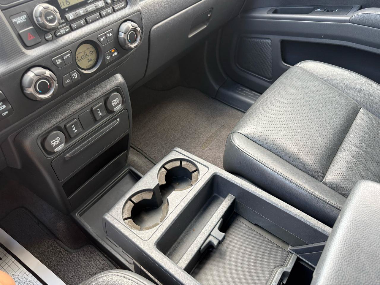 Used 2014 Honda Ridgeline SE image 10