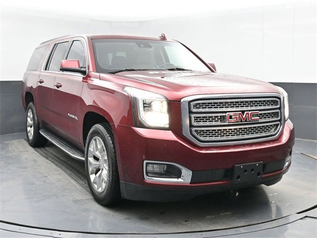 Used 2017 GMC Yukon XL SLT w/ Open Road Package image 2