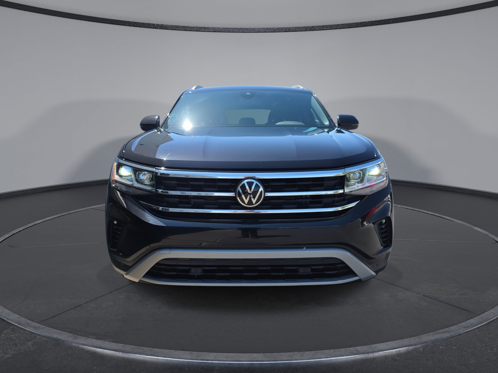 Used 2020 Volkswagen Atlas Cross Sport SEL AWD/4WD image 4