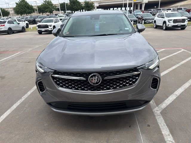 Used 2022 Buick Envision Avenir w/ Technology Package II FWD image 3