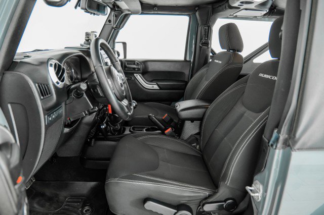 Used 2015 Jeep Wrangler Rubicon w/ Power Convenience Group image 30