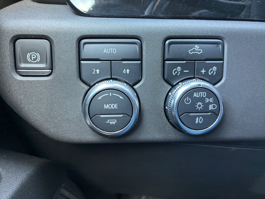 Used 2024 GMC Sierra 1500 Elevation AWD/4WD image 27