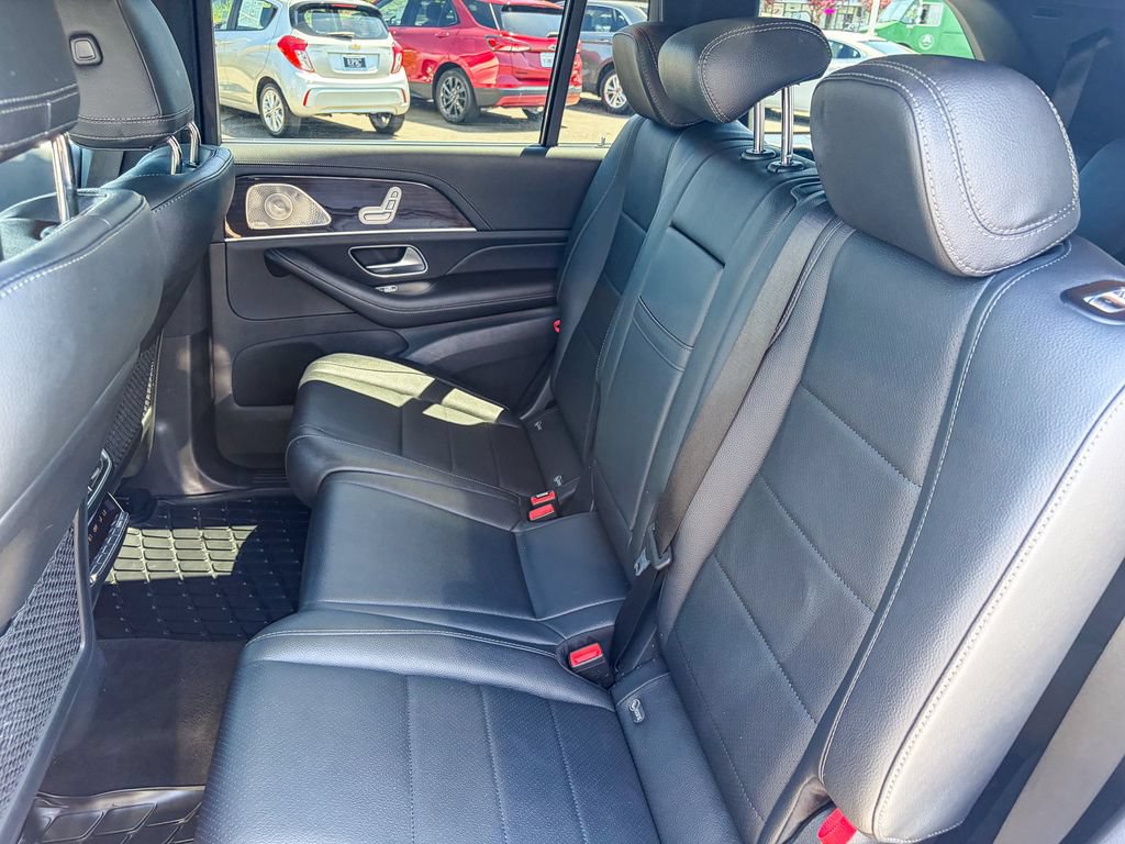 Used 2023 Mercedes-Benz GLS 450 4MATIC image 43