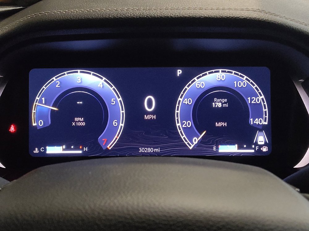 Used 2023 Jeep Grand Cherokee Limited RWD image 23