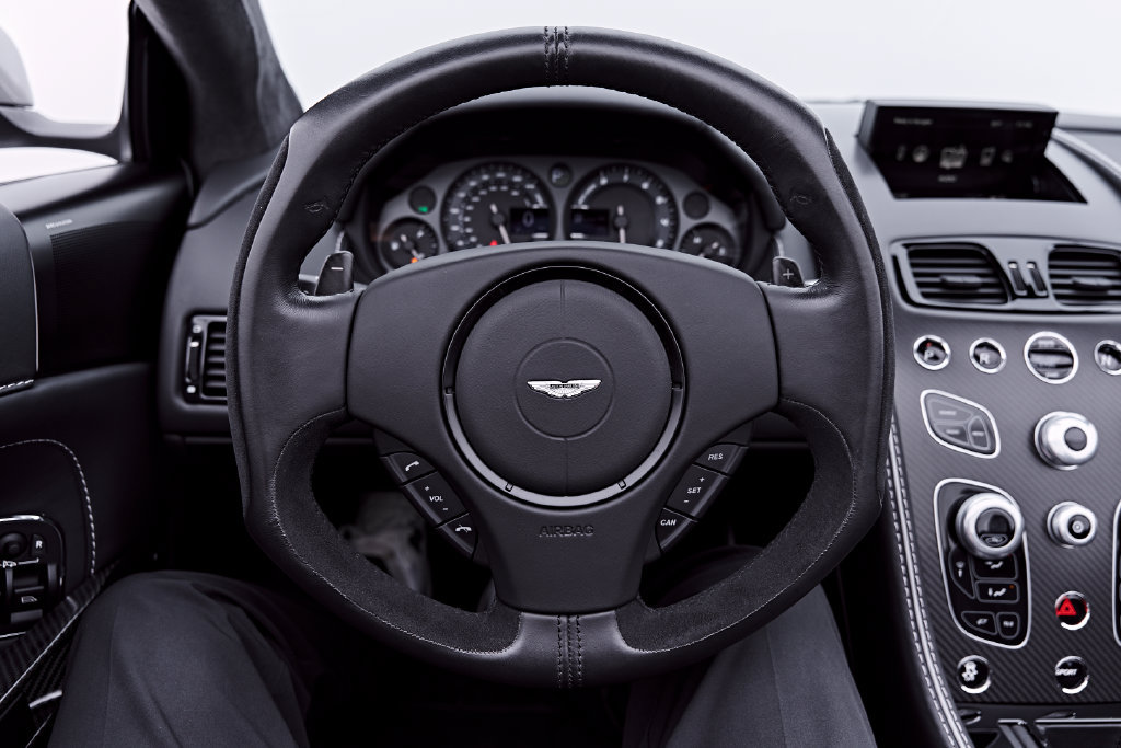 Used 2016 Aston Martin DB9 GT RWD image 63
