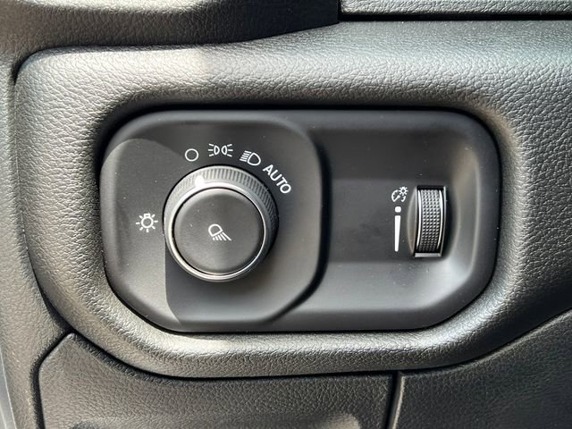 Used 2026 RAM 1500 Tradesman w/ Trailer Tow Group AWD/4WD image 19