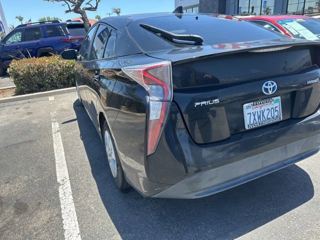 Used 2017 Toyota Prius Two w/ Carpet Mat Package FWD image 8