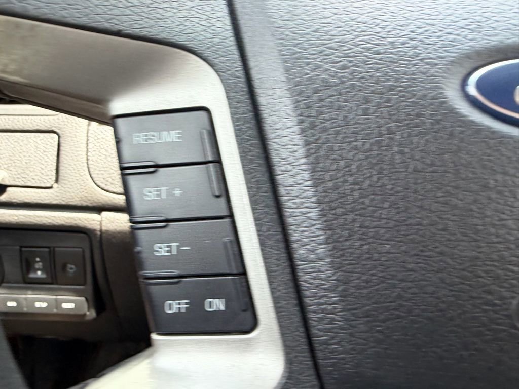 Used 2010 Ford Fusion SE FWD image 13