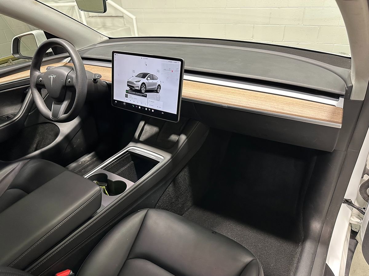 Used 2023 Tesla Model Y Long Range AWD/4WD image 12